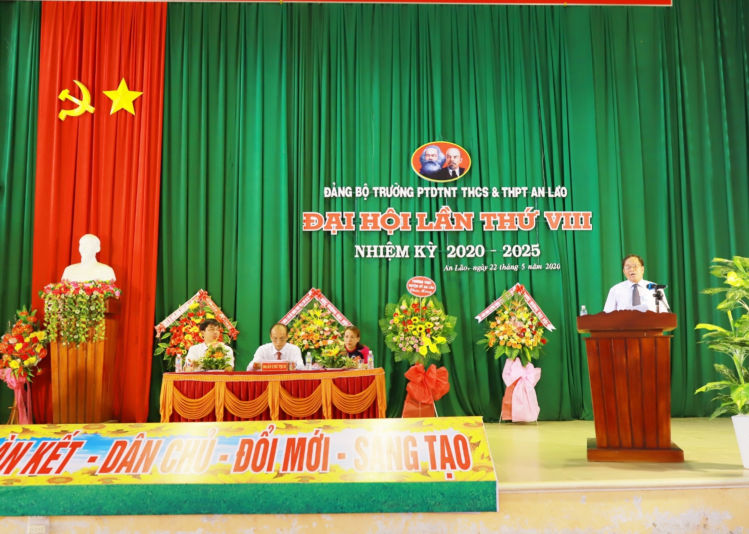 ĐẠI HỘI ĐẢNG BỘ Lần thứ VIII Nhiệm kỳ 2020-2025