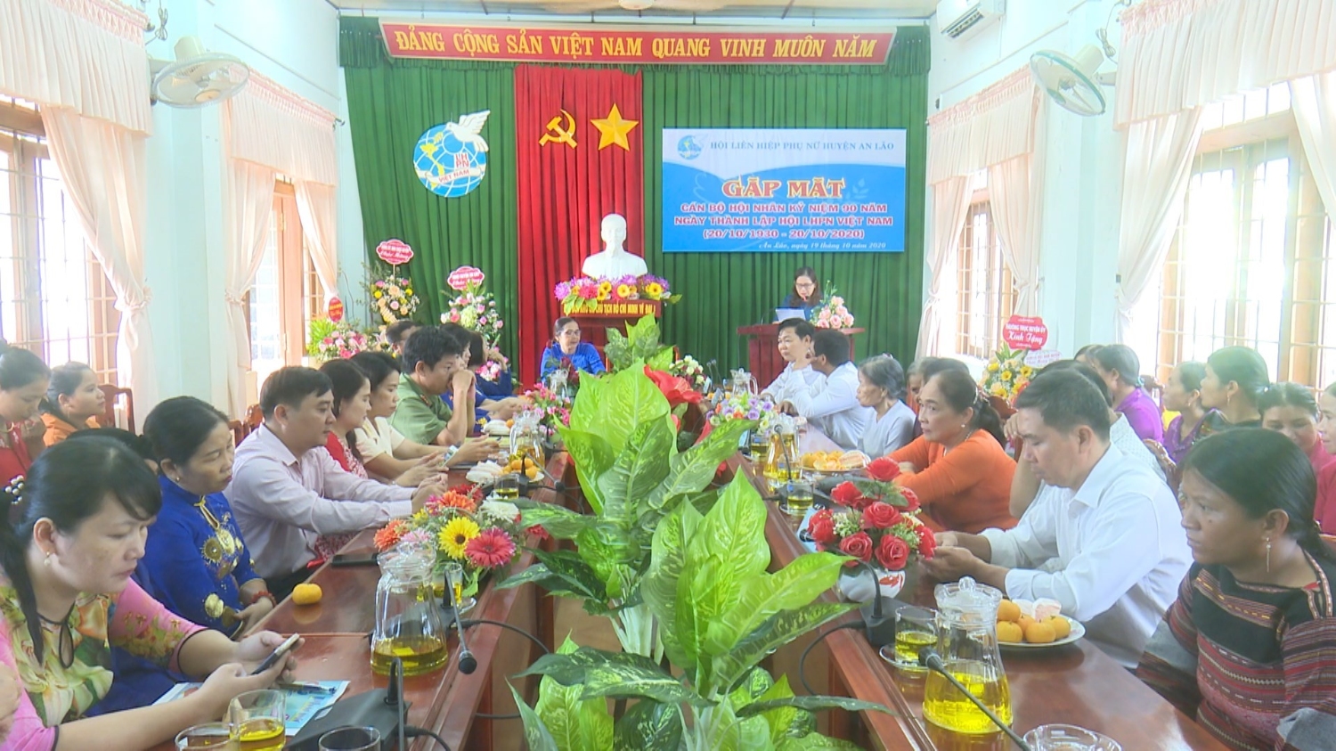 Hội LHPN huyện An Lão gặp mặt nhân kỷ niệm 90 năm ngày thành lập Hội LHPN Việt Nam