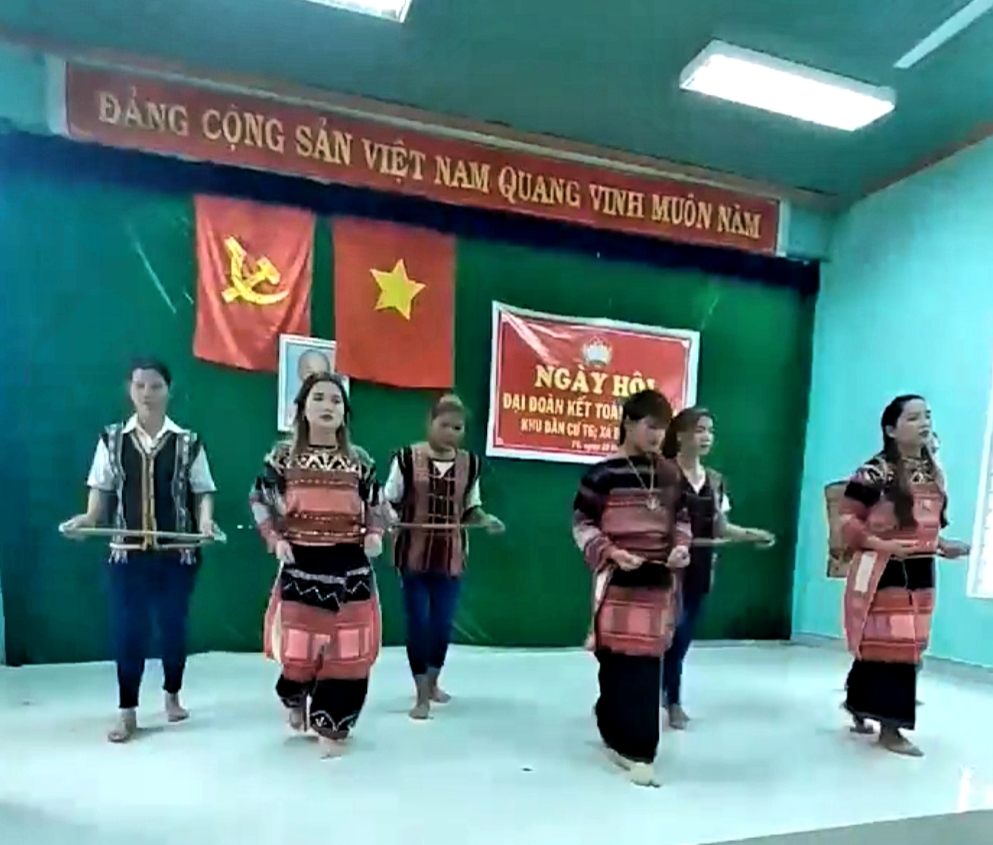 Kỷ niêm 90 năm Ngày thành lập MTDT thống nhất Việt Nam - Ngày truyền thống MTTQ Việt Nam 18/11/1930-18/11/2020.
