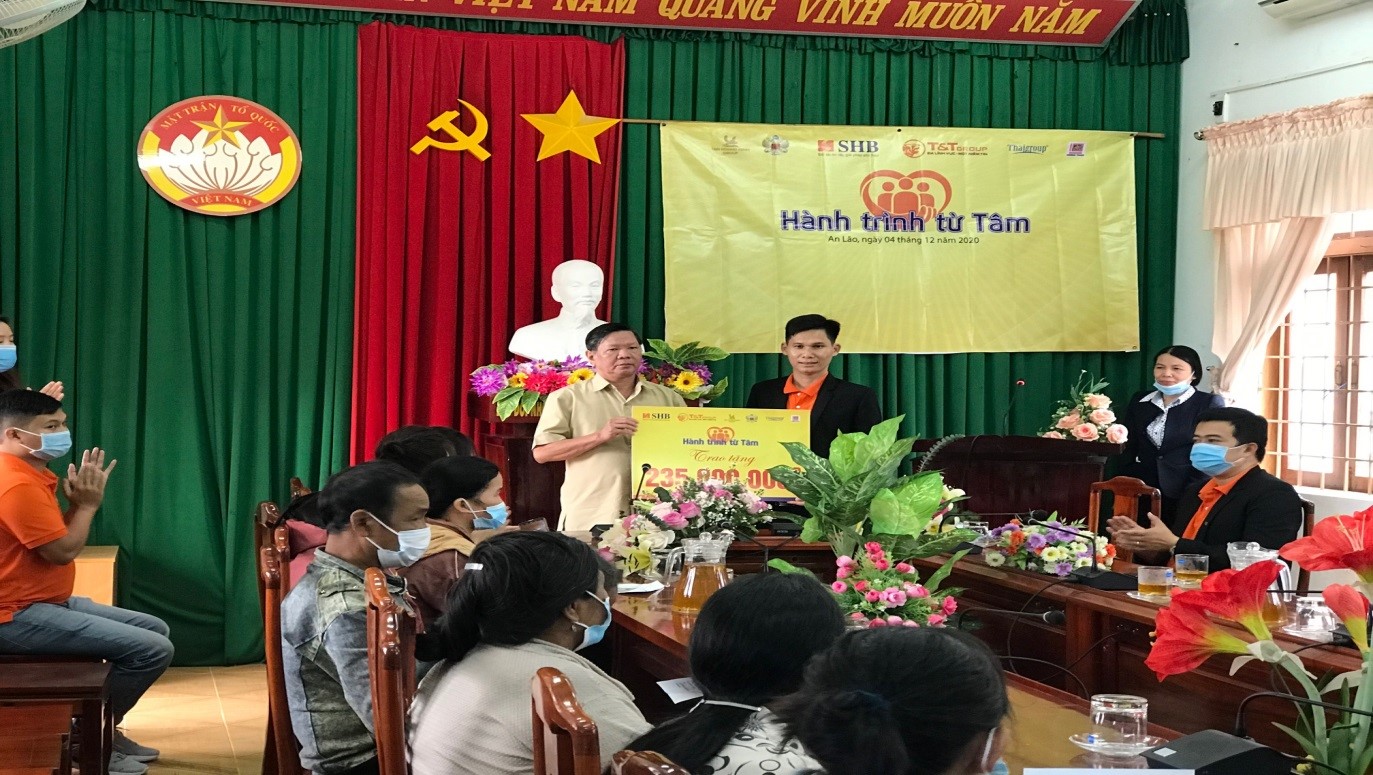 Ngân hàng TMCP Sài Gòn - Hà Nội, Chi nhánh Bình Định, tặng 235 triệu đồng cho huyện An Lão