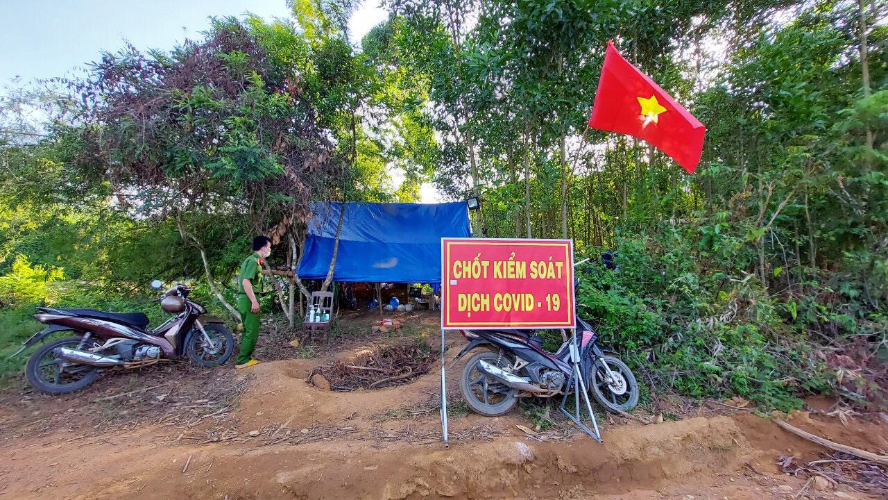 An Lão: phát động toàn dân chung tay phòng chống Covid-19